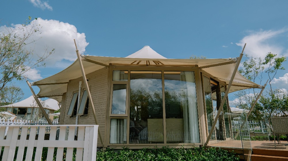 Outshine Your Competitors with Our Single-Peak Tent—Only 5 Units Left at This Exclusive Rate!