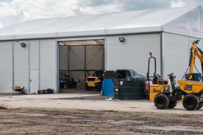 Successful Installation of 15x20m German Automotive Workshop Tent for Rapid Vehicle Service Expansio